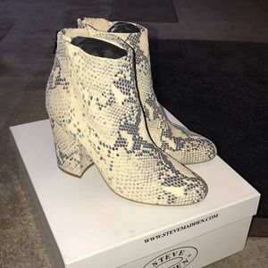Steve Madden boots